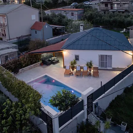 Tatil Evi House Miletic