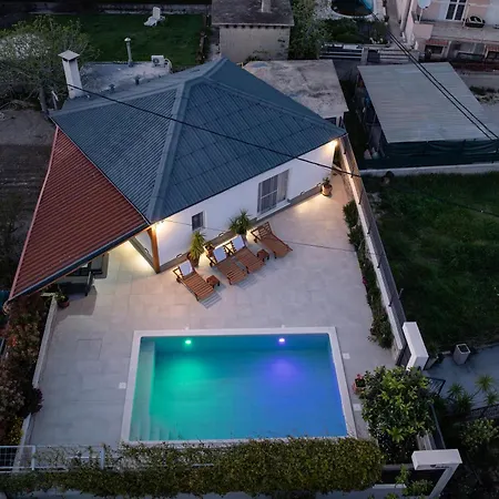 Tatil Evi House Miletic